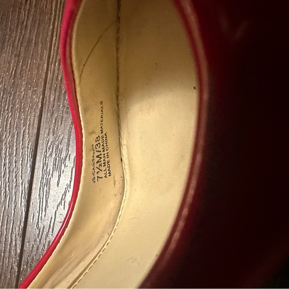 Jessica Simpson Pumps - Picture 4 of 5